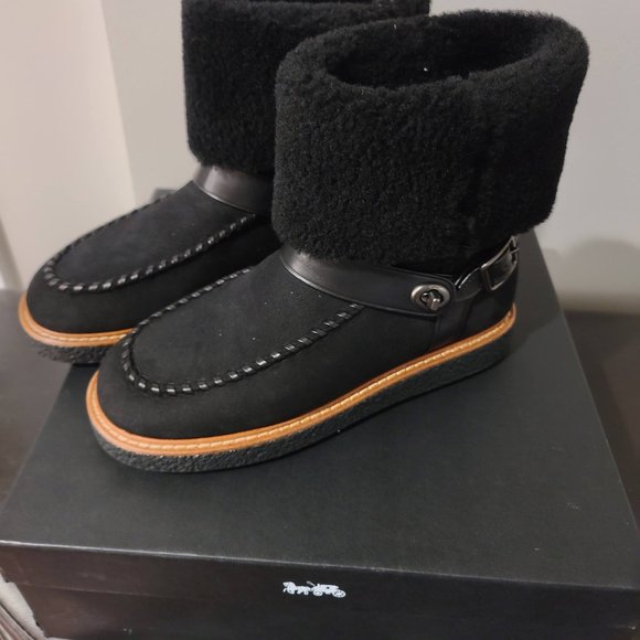 COACH Shearling Turnlock Harness Black Suede - Picture 3 of 9